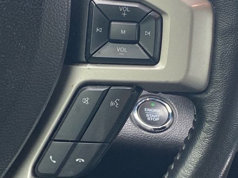 Used 2018 Ford F150 Lariat AWD/4WD image 8