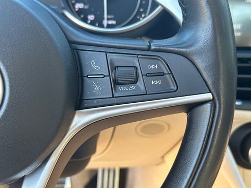 Used 2018 Alfa Romeo Giulia Ti w/ Quick Order Package 22X Lusso image 25