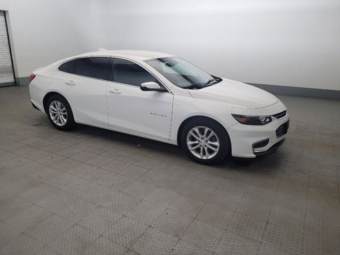 Used 2018 Chevrolet Malibu LT FWD image 11