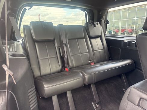 Used 2012 Lincoln Navigator 4WD image 31