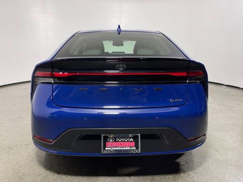 Certified 2025 Toyota Prius LE image 4