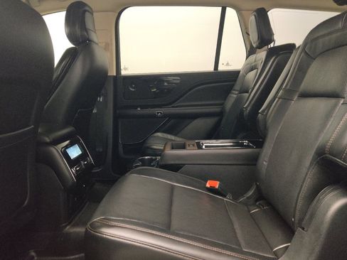 Used 2020 Lincoln Aviator Reserve w/ Equipment Group 201A image 18