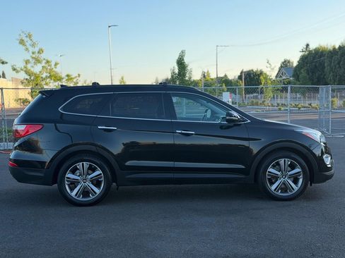 Used 2015 Hyundai Santa Fe GLS w/ Option Group 02 AWD/4WD image 4