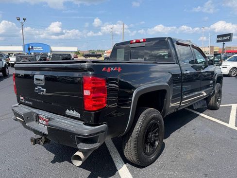 Used 2018 Chevrolet Silverado 3500 High Country AWD/4WD image 5