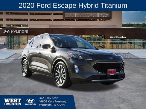 Used 2020 Ford Escape Titanium image 1