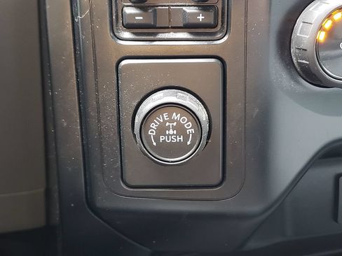 Certified 2022 Ford F150 XL w/ Equipment Group 101A High RWD image 21