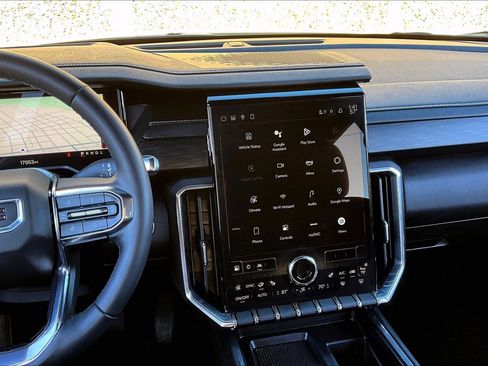 Used 2024 GMC Acadia Elevation w/ Black Edition image 6