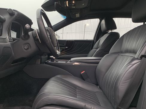 Used 2018 Lexus LS 500 AWD image 16