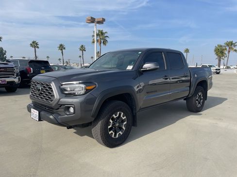 Used 2023 Toyota Tacoma TRD Off-Road image 5