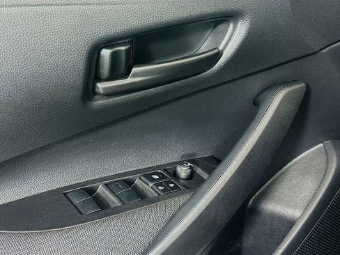 Certified 2025 Toyota Corolla LE FWD image 17