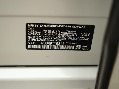Used 2024 BMW X7 xDrive40i AWD/4WD image 36