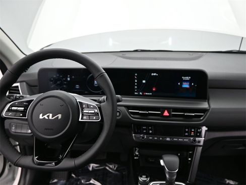 New 2026 Kia Seltos SX image 32