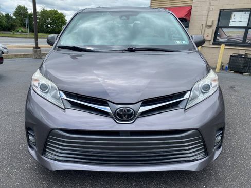Used 2020 Toyota Sienna XLE FWD image 8