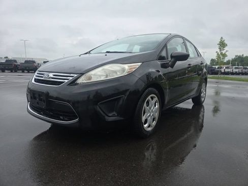 Used 2012 Ford Fiesta SE FWD image 3