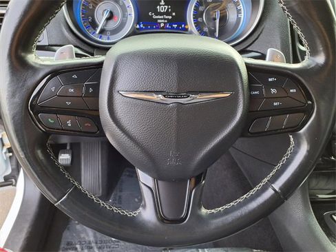 Used 2022 Chrysler 300 S image 17