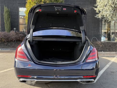 Used 2020 Mercedes-Benz S 560 Sedan image 17