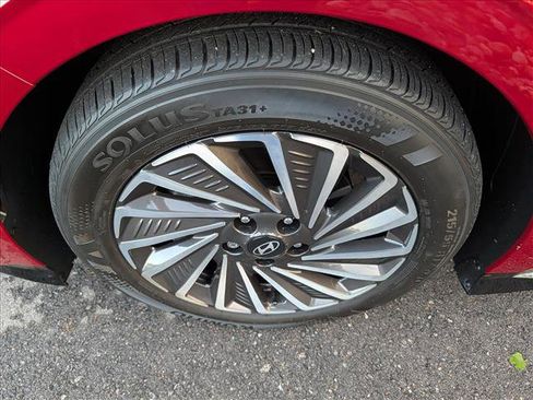 Certified 2024 Hyundai Sonata Limited FWD image 9