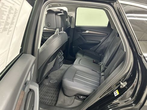 Used 2023 Audi Q5 2.0T Premium w/ Convenience Package AWD/4WD image 20