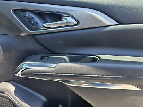 New 2026 Chevrolet Traverse LT w/ Enhanced Driving Package FWD image 9