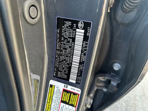 Used 2025 Toyota Camry LE image 28