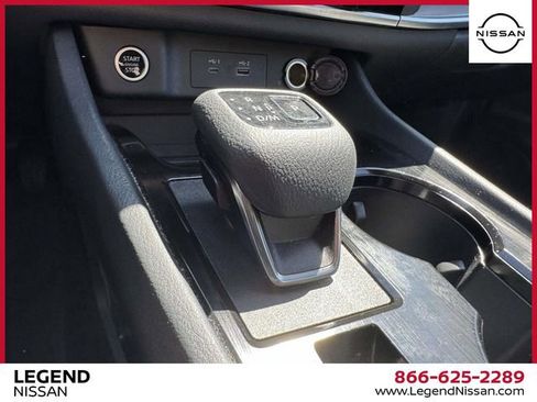 Used 2023 Nissan Rogue SV image 28