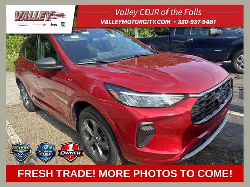 Used 2024 Ford Escape ST-Line w/ Tech Pack #1 AWD/4WD image 1