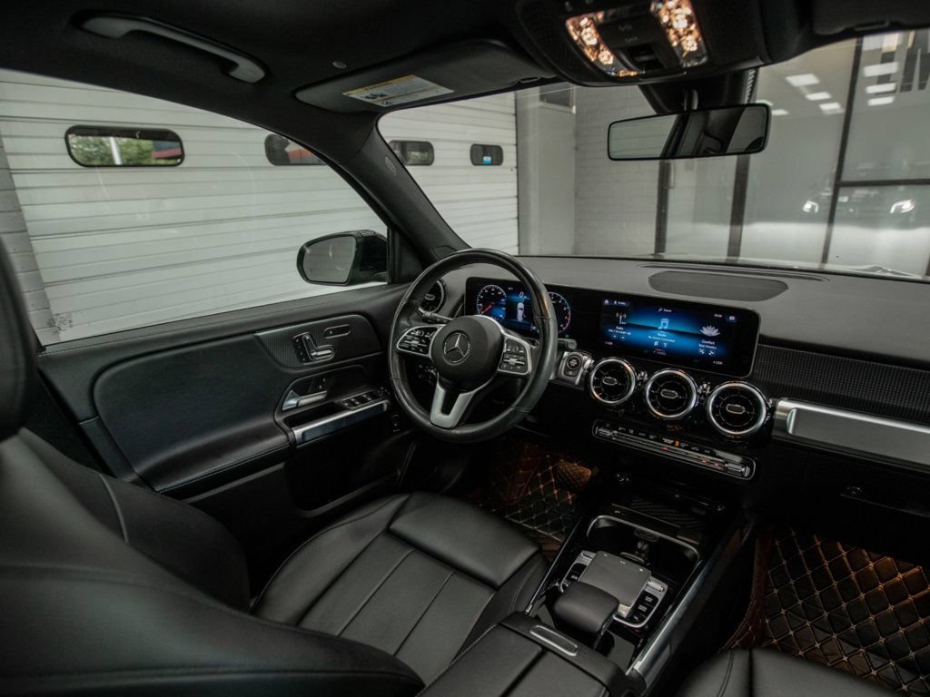 Used 2020 Mercedes-Benz GLB 250 4MATIC image 16