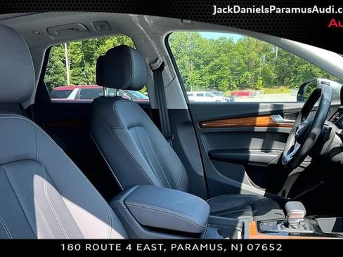 Certified 2023 Audi Q5 2.0T Premium w/ Convenience Package AWD/4WD image 7