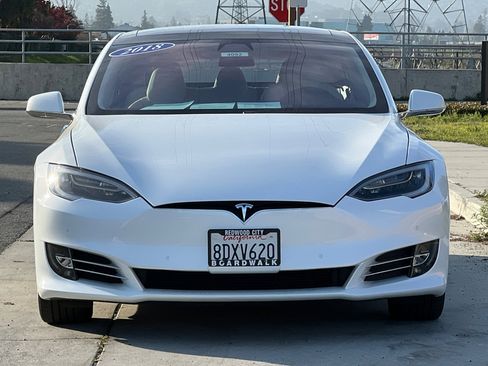 Used 2018 Tesla Model S 100D image 9