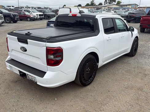 Used 2025 Ford Maverick Lobo AWD/4WD image 7