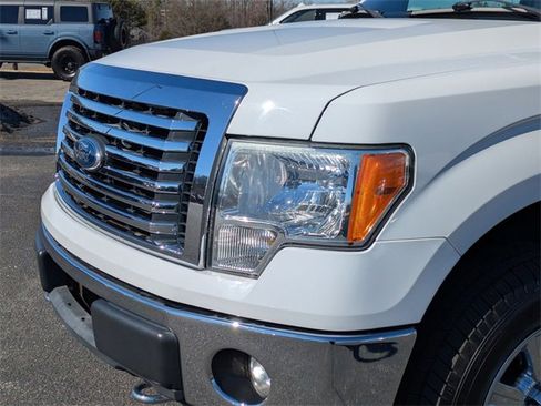 Used 2012 Ford F150 XLT w/ XLT Chrome Pkg image 9