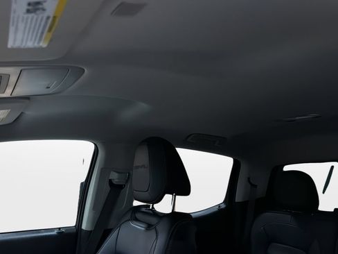 Used 2018 GMC Canyon Denali AWD/4WD image 35
