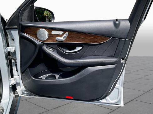 Certified 2020 Mercedes-Benz GLC 300 image 31