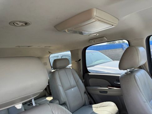 Used 2010 Chevrolet Tahoe LT w/ Luxury Package image 14