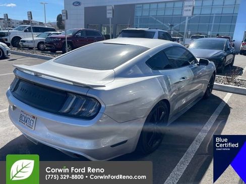 Used 2017 Ford Mustang Coupe image 8