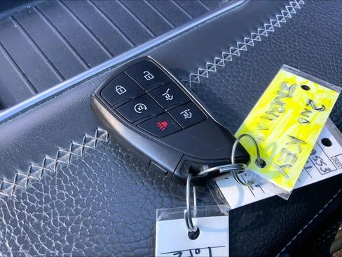 Used 2021 GMC Yukon XL Denali w/ Denali Ultimate Package image 14