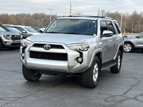 Used 2019 Toyota 4Runner SR5 Premium image 13
