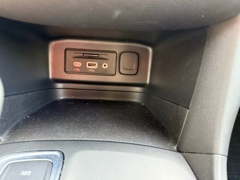 Used 2021 Chevrolet Equinox LT image 18