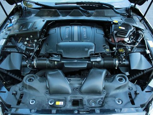Used 2012 Jaguar XJ RWD image 30