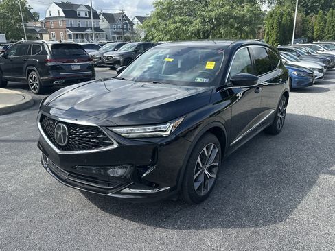 Used 2024 Acura MDX SH-AWD w/ Technology Package image 2
