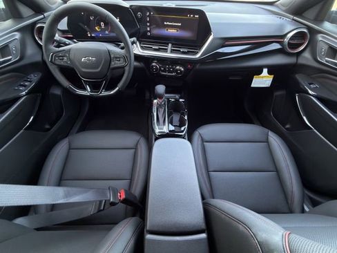 New 2026 Chevrolet Trax RS w/ Sunroof Package image 10