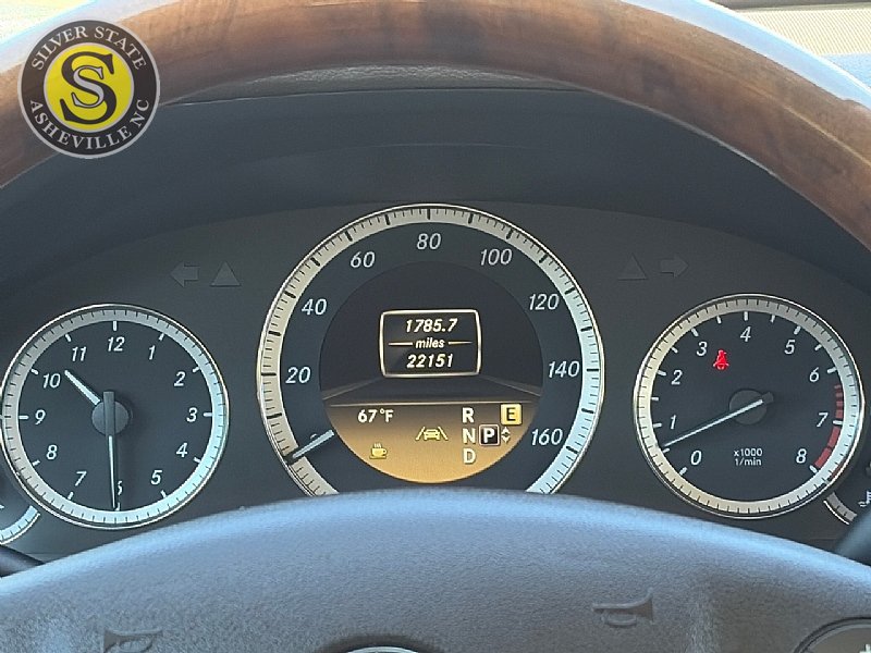 Used 2012 Mercedes-Benz E 350 4MATIC Sedan image 25