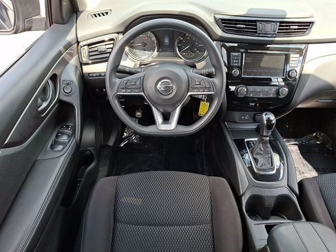 Used 2020 Nissan Rogue Sport S AWD/4WD image 9