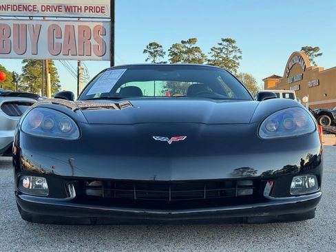 Used 2010 Chevrolet Corvette Coupe w/ Preferred Equipment Group image 2