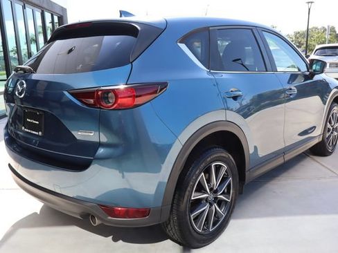 Used 2018 MAZDA CX-5 Touring FWD image 3
