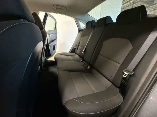 Used 2023 Kia Forte LXS w/ LXS Technology Package FWD image 17