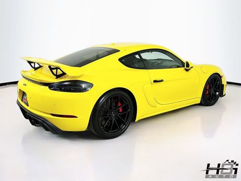 Used 2022 Porsche 718 Cayman GT4 image 6
