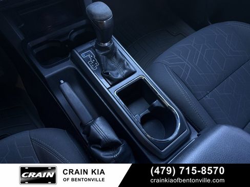 Used 2017 Toyota Tacoma SR image 20