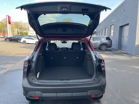 New 2026 Nissan Kicks SV AWD/4WD image 36
