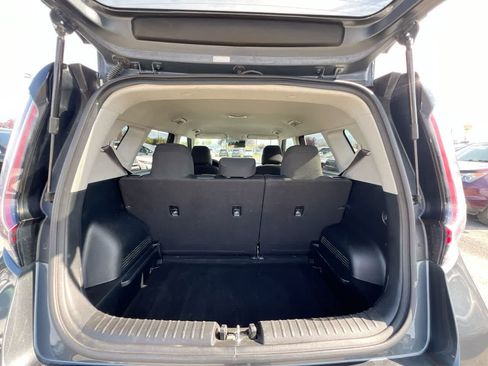 Used 2024 Kia Soul LX w/ Option Group 015 FWD image 26